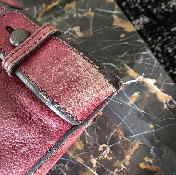 Fossil Leather Keyhole Tote Shoulder Bag in Red 17x10x4 Distressed Discoloration - Picture 16 of 17